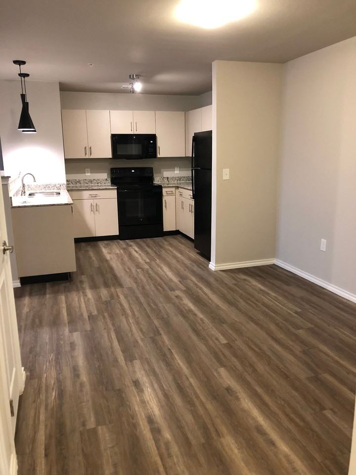 PRICE LOFTS - Photo 2 of 25