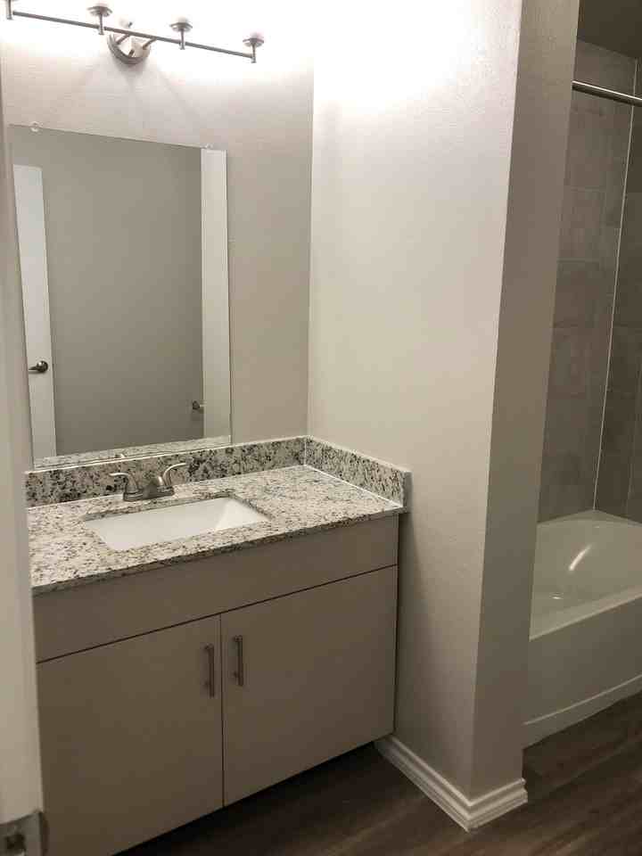 PRICE LOFTS - Photo 6 of 25