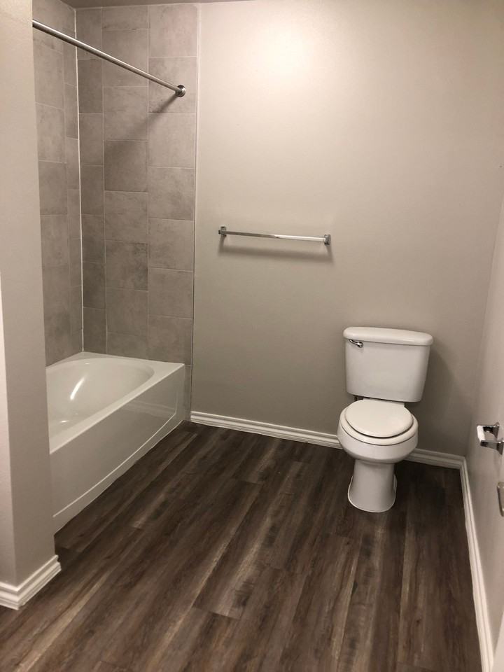 PRICE LOFTS - Photo 7 of 25