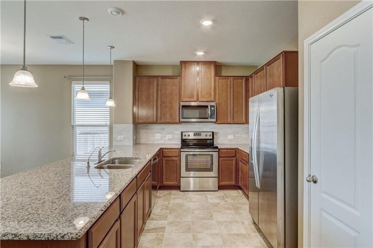 7928 Bassano Drive - Photo 6 of 15