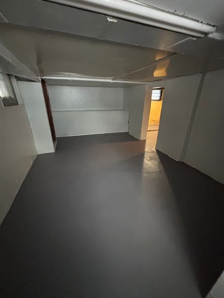 847 Nela View Road - Photo 3 of 11