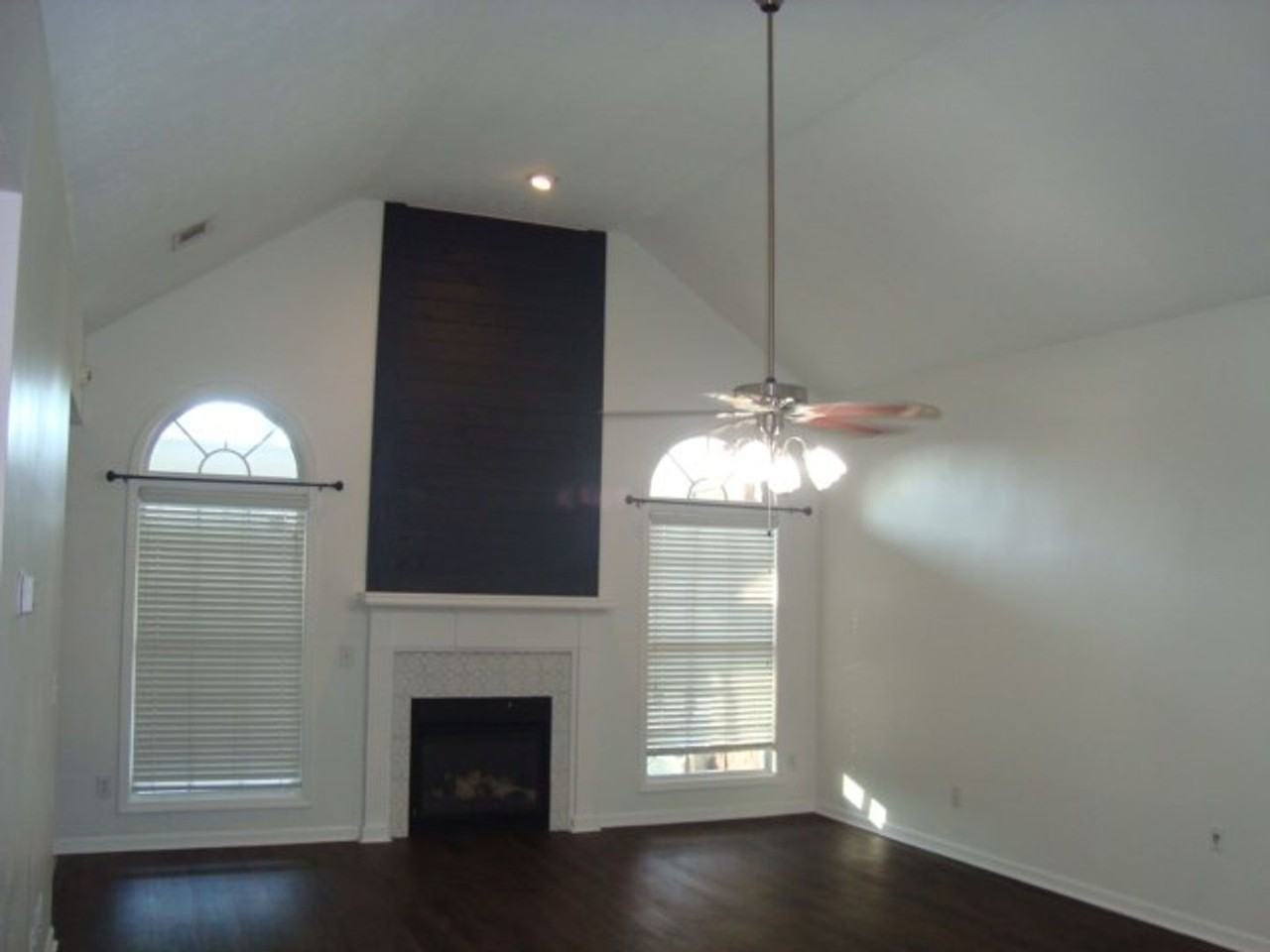 1317 Boxwood Boulevard - Photo 7 of 36