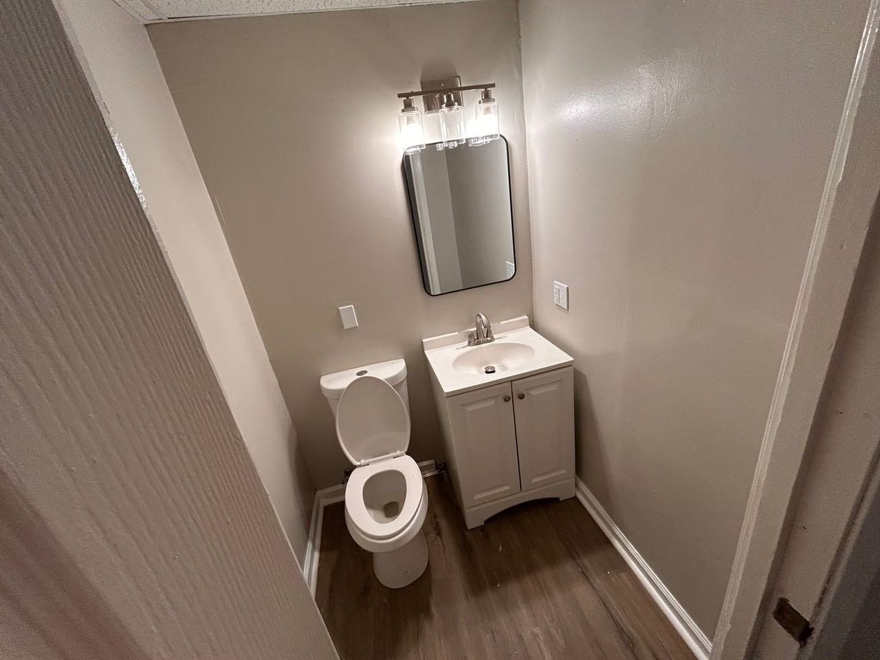 1209 Lakeview Avenue - Photo 3 of 14