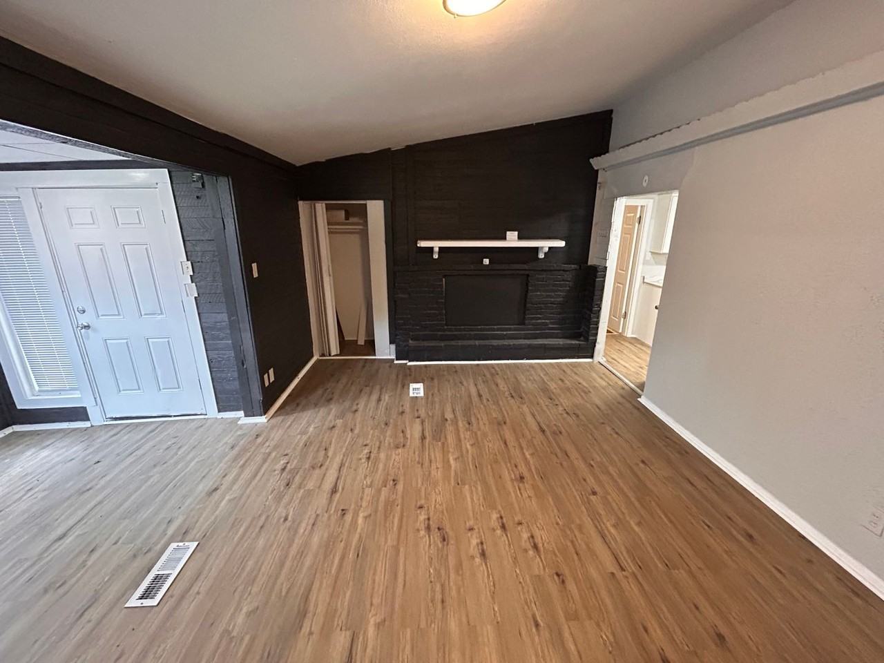 1209 Lakeview Avenue - Photo 5 of 14