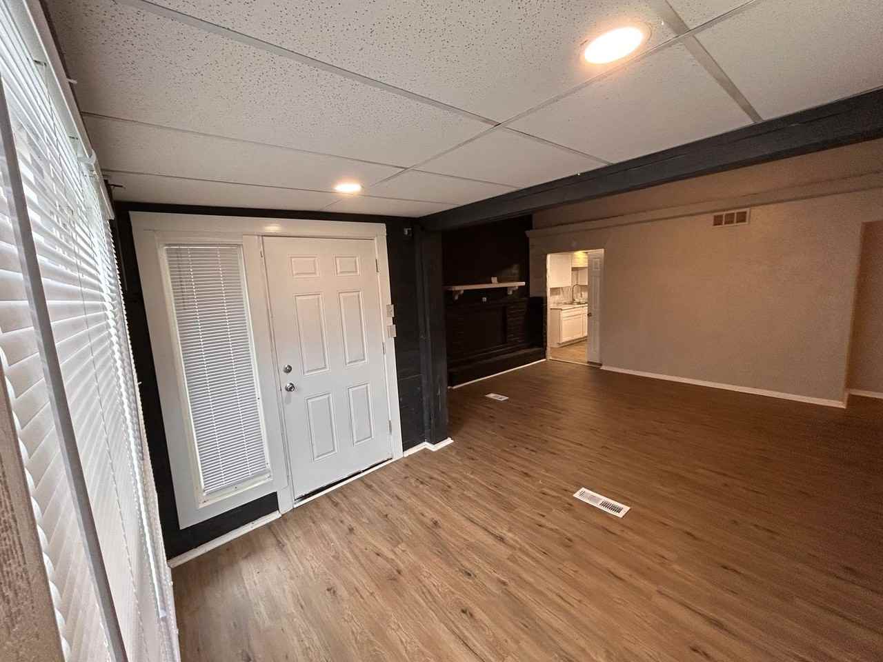 1209 Lakeview Avenue - Photo 6 of 14