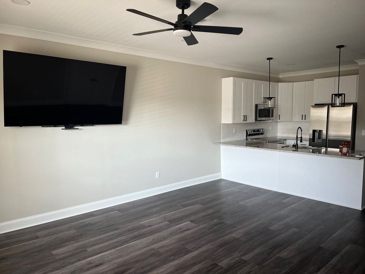 1218 House Street - Photo 2 of 12