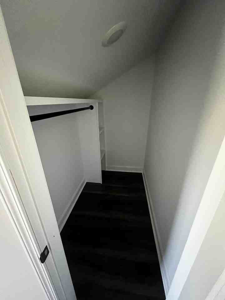 1218 House Street - Photo 5 of 12