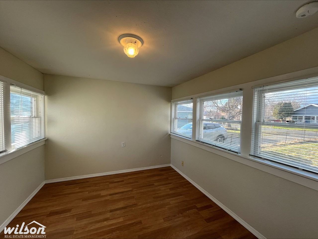 1405 S 13th Ave - Photo 6 of 16