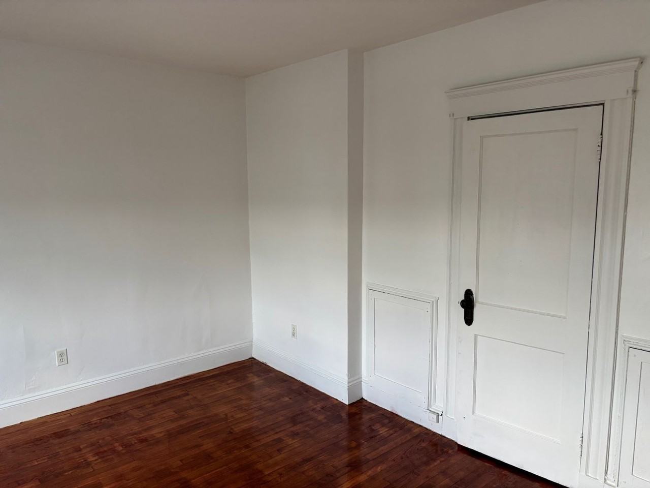 117 Summer Street - Photo 4 of 7