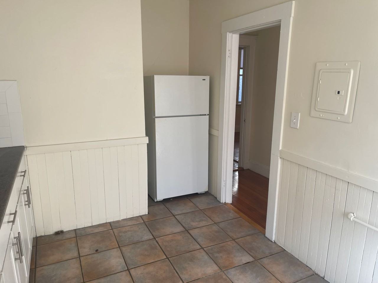 520 Cambridge Street - Photo 3 of 8