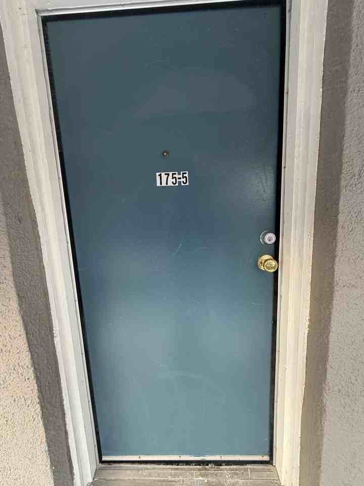 171 South 17th Street - Photo 7 of 8