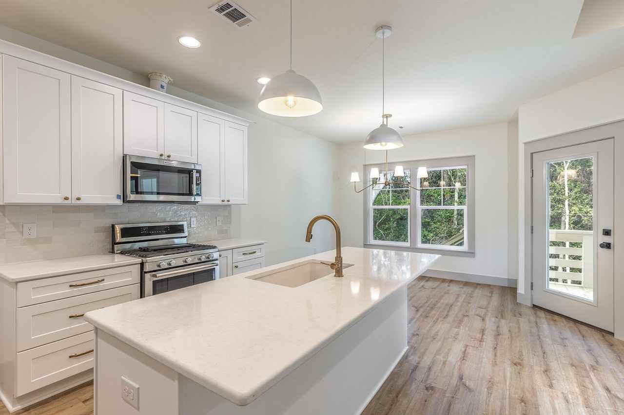 110 4th Street - Photo 7 of 24