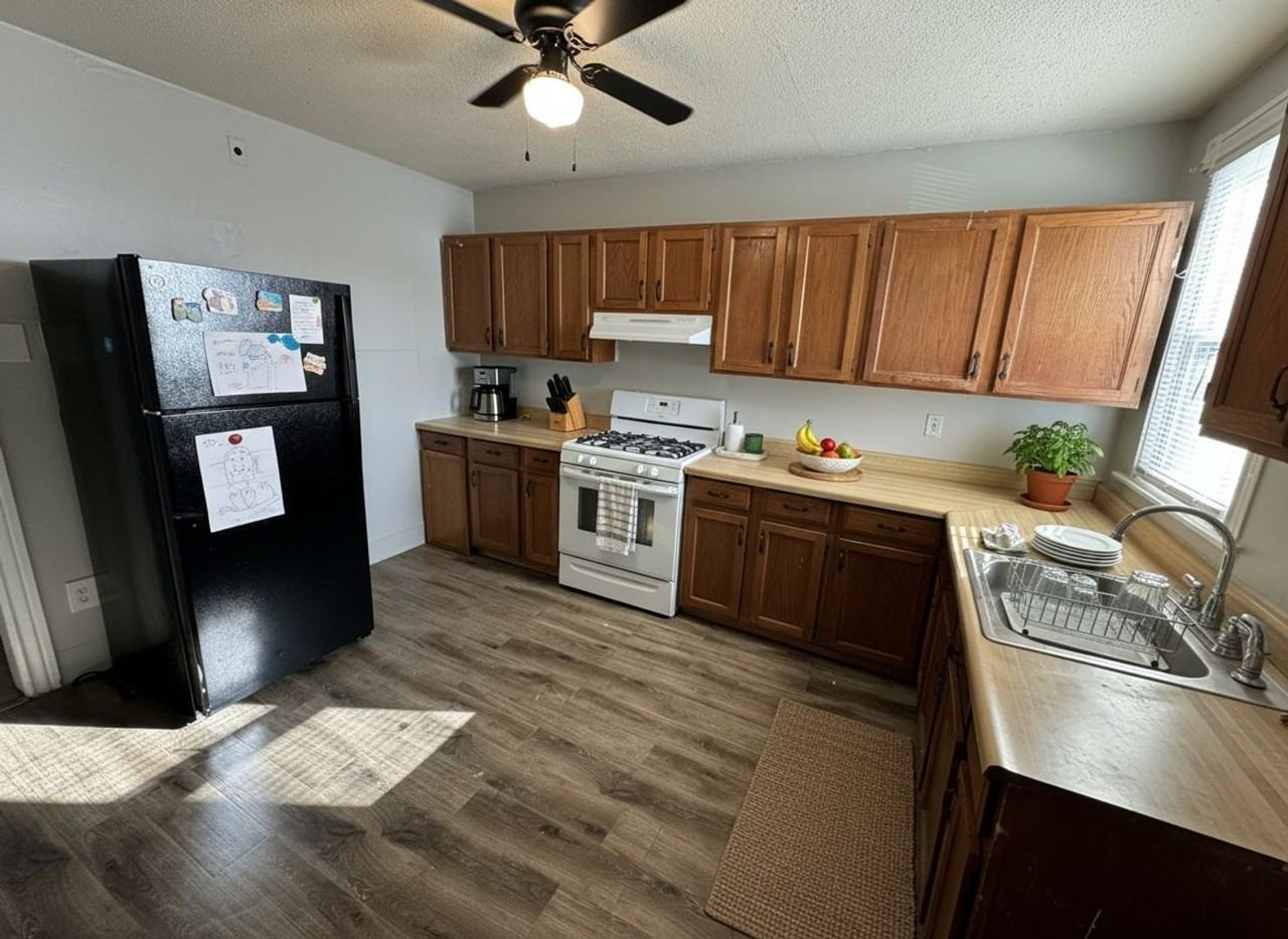 724 State Street - Photo 3 of 6