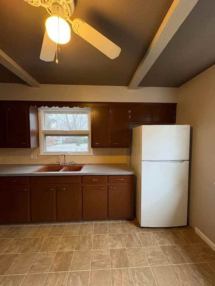 934 Nevin Street - Photo 6 of 18