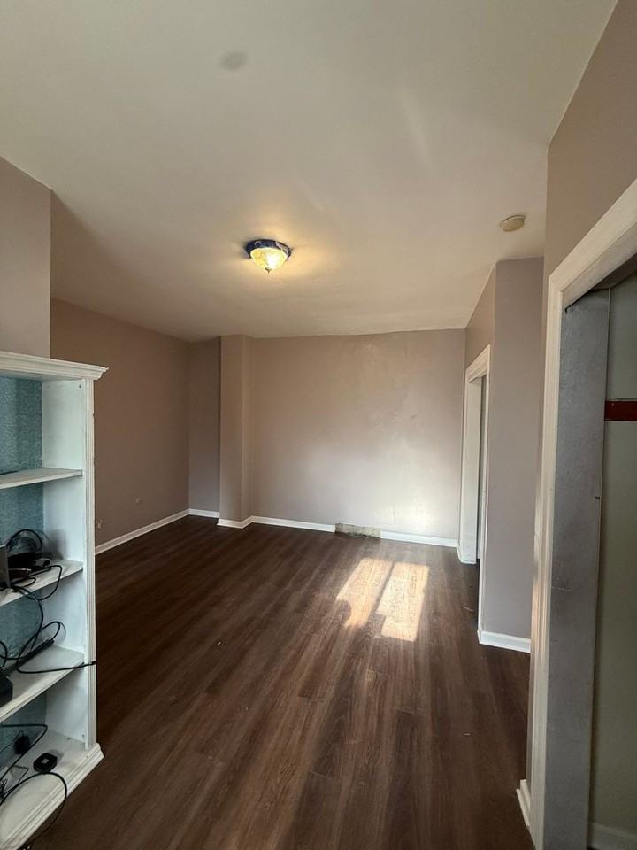 260 Freeport Road - Photo 6 of 11