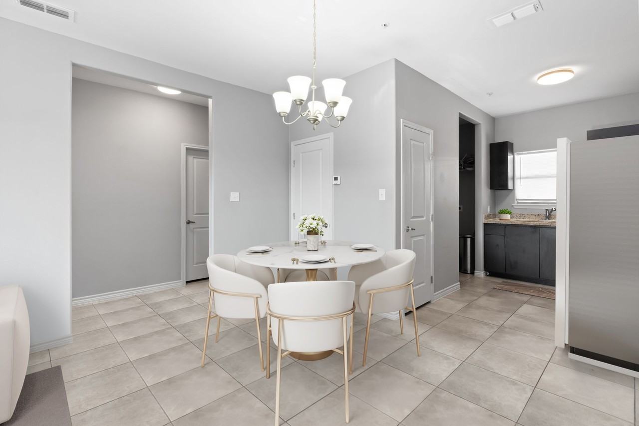 The Apartments at Riverhill - Photo 3 of 6