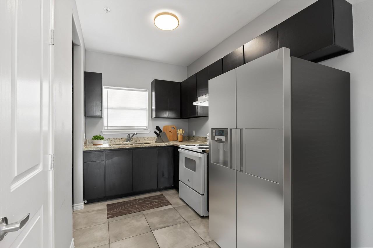 The Apartments at Riverhill - Photo 5 of 6