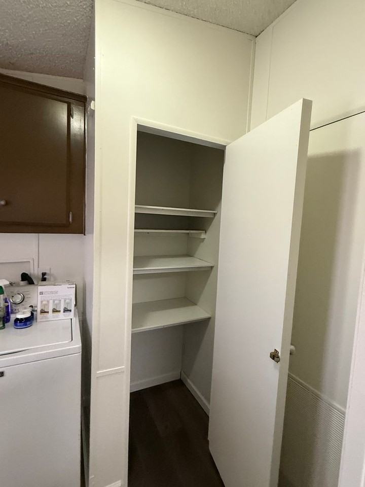 556 Palo Verde Drive - Photo 7 of 22