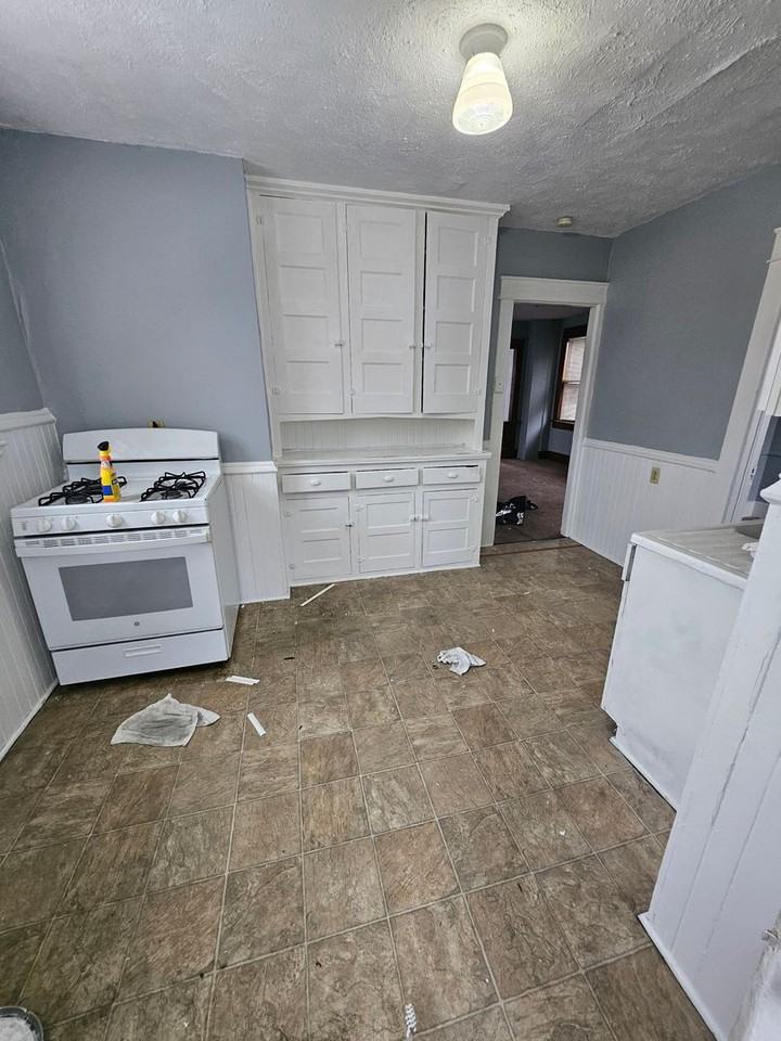 2407 Peach Street #2 - Photo 2 of 8