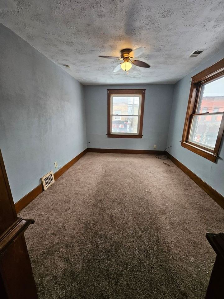 2407 Peach Street #2 - Photo 5 of 8