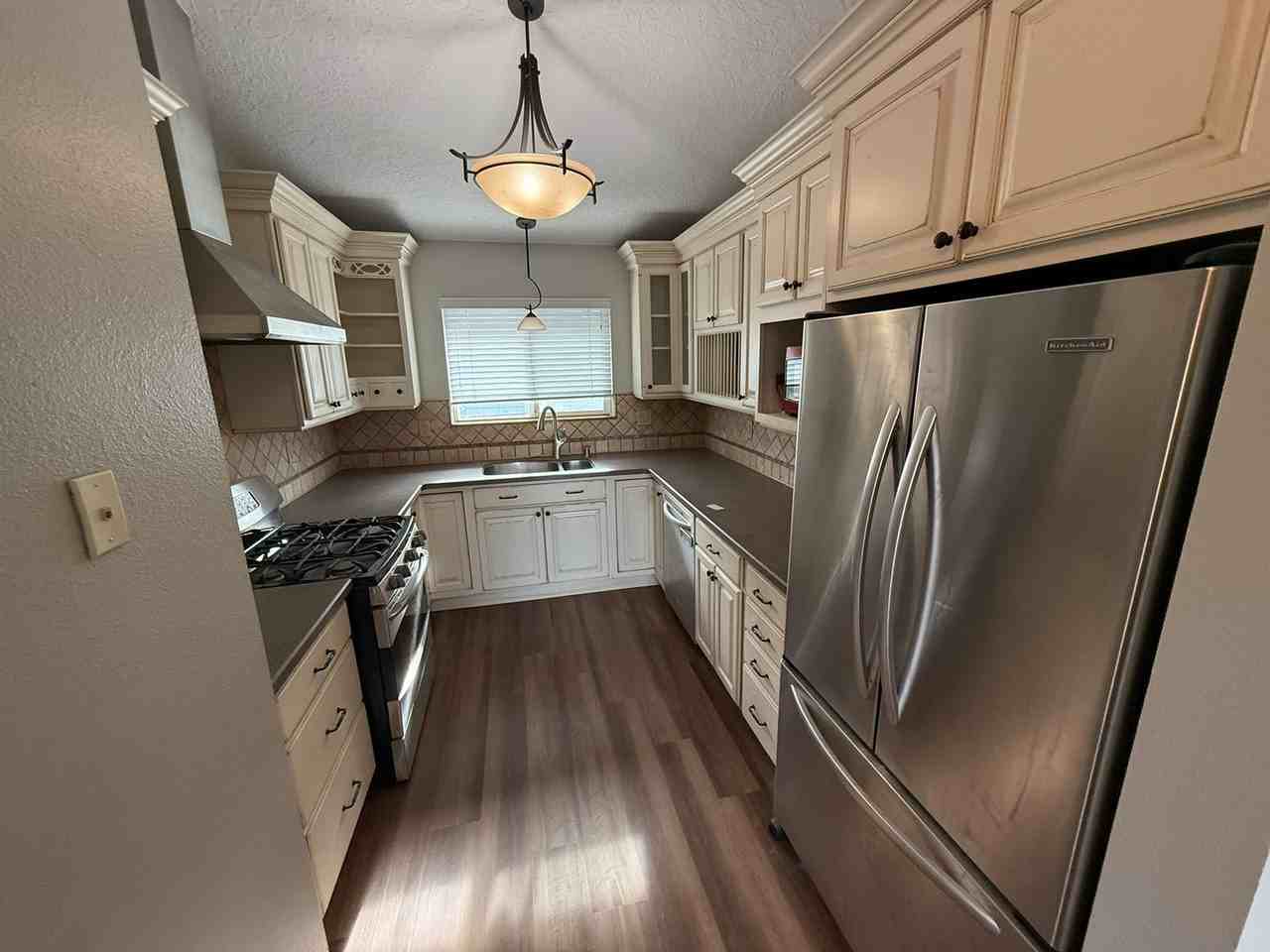 3926 Platte Drive - Photo 3 of 17