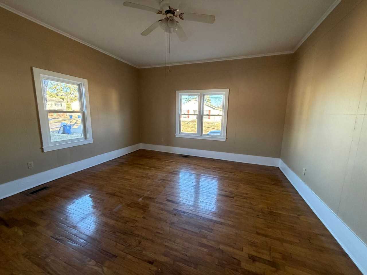 110 Carter Street - Photo 3 of 9