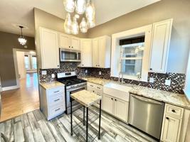 featured image of 361 N Lincoln St #1