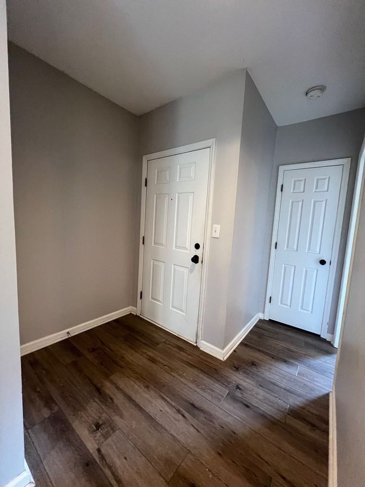 3218 Selwyn Farms Ln #1 - Photo 3 of 24