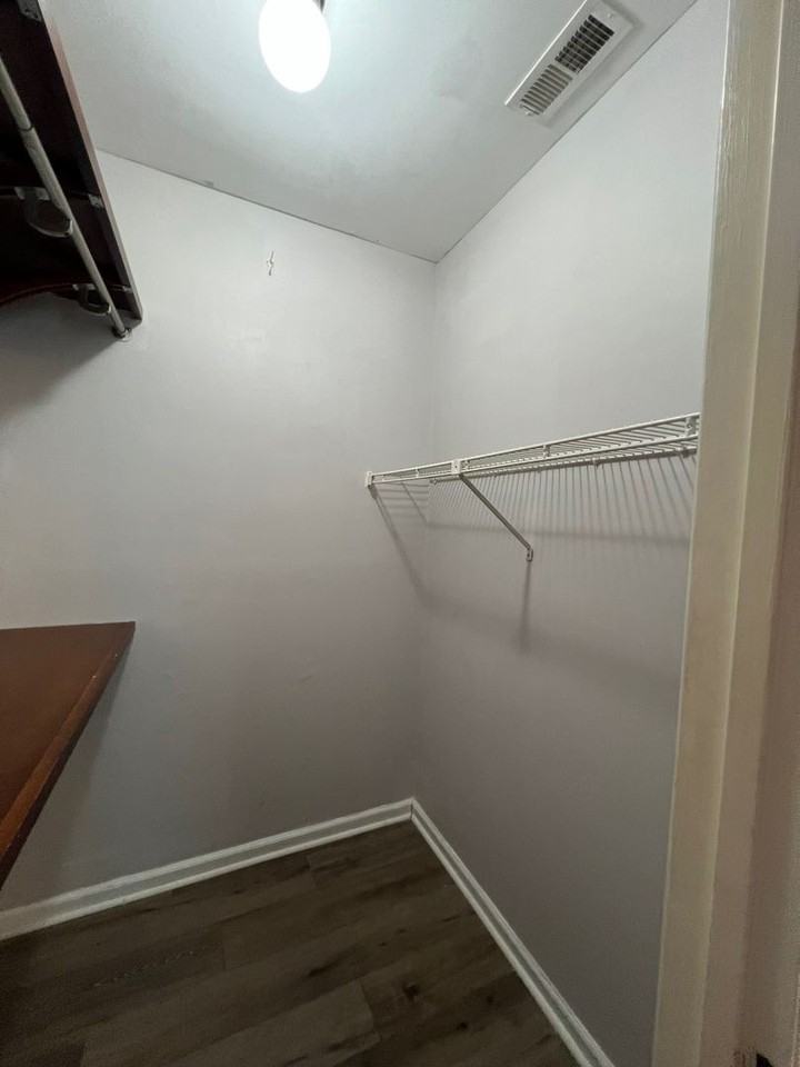 3218 Selwyn Farms Ln #1 - Photo 6 of 24