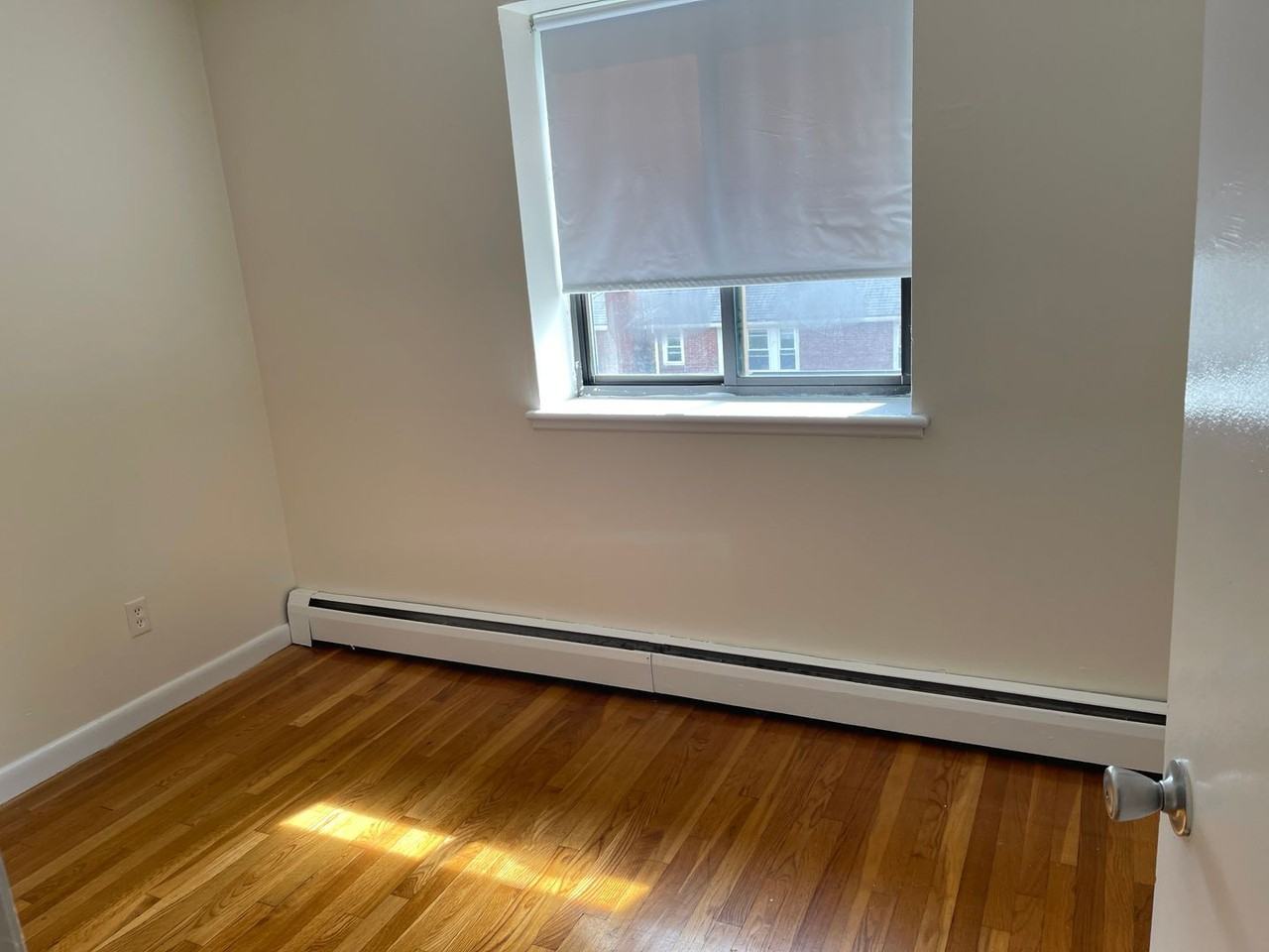 118 Dustin St - Photo 6 of 8