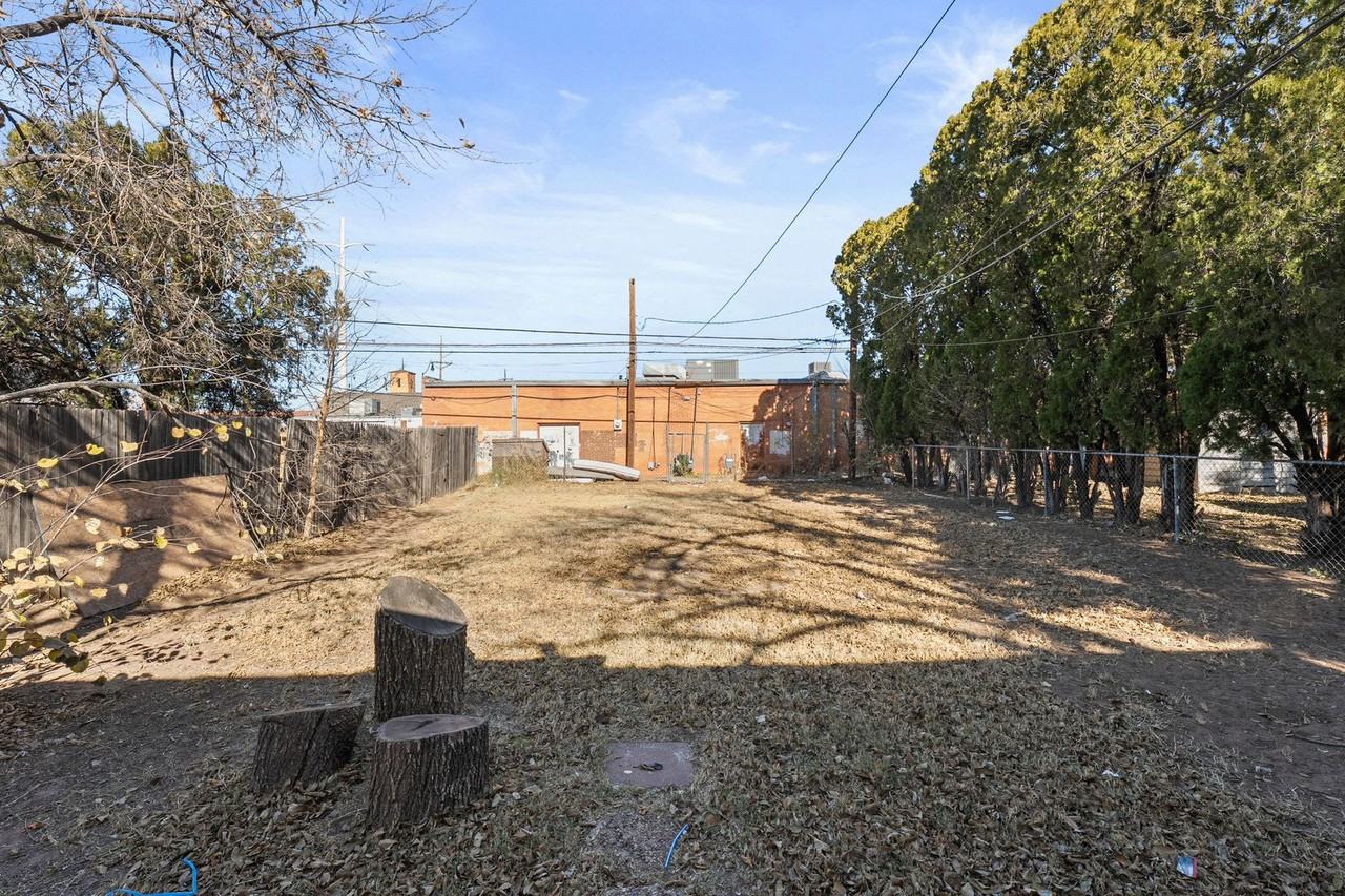 2822 35th Street - Photo 7 of 7