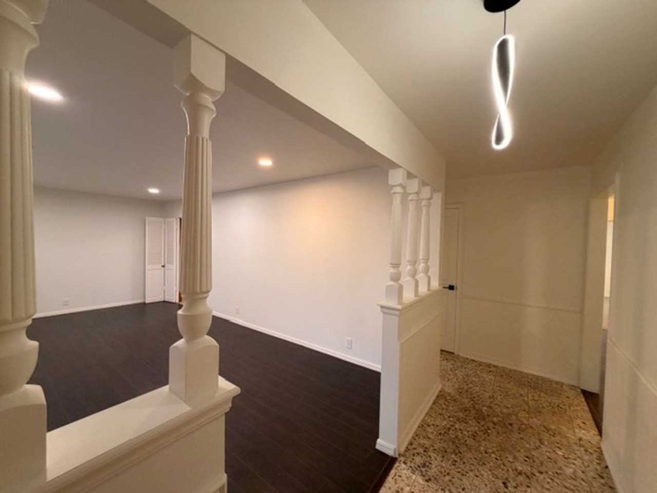 4909 Northwest 62nd Street - Photo 2 of 28