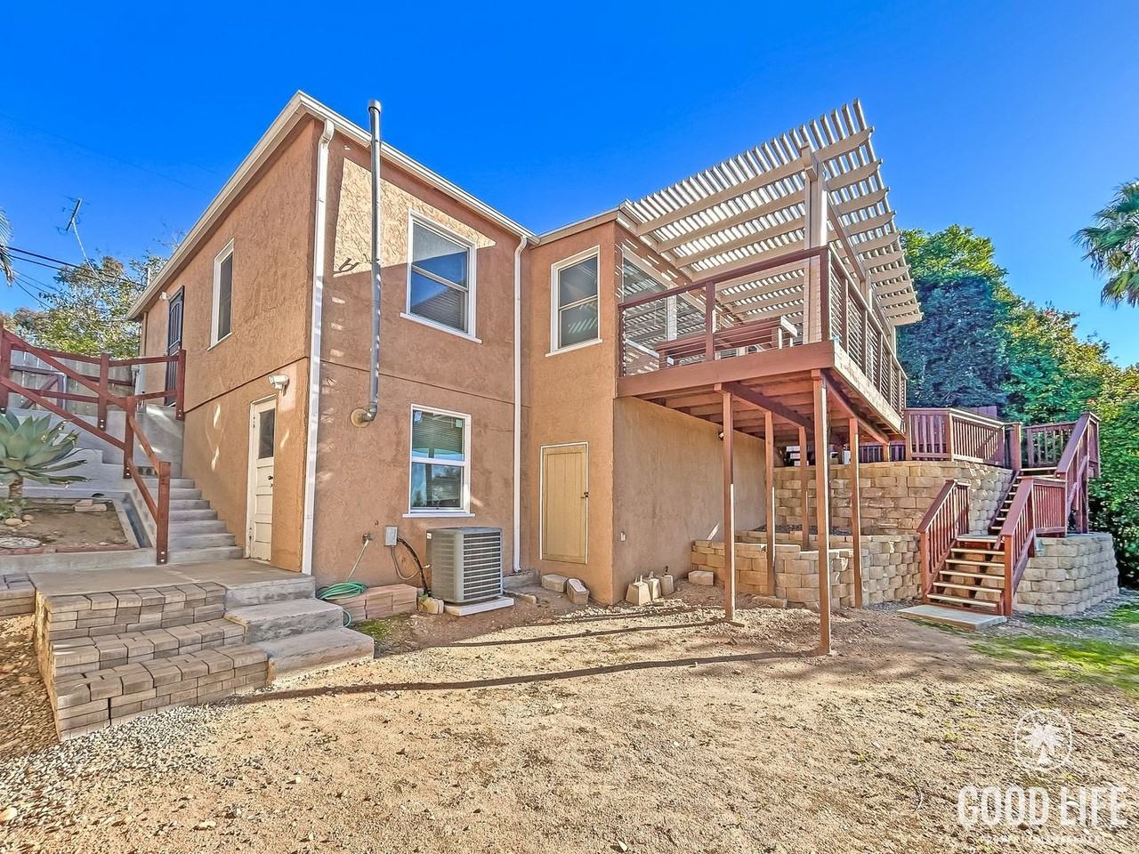 4520 Pomona Avenue - Photo 4 of 22