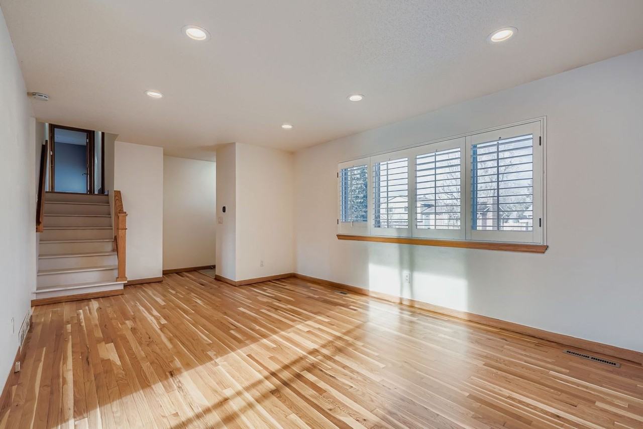 755 Morgan Drive - Photo 3 of 28