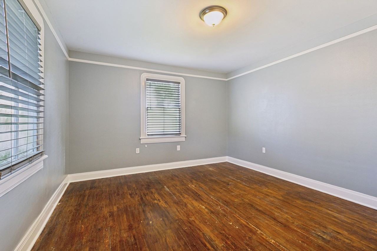 317 Ocean Avenue - Photo 7 of 11