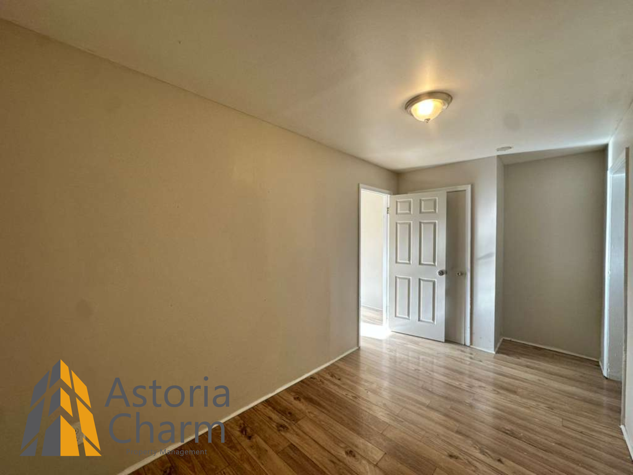 910 Edmondson Ave - Photo 2 of 30