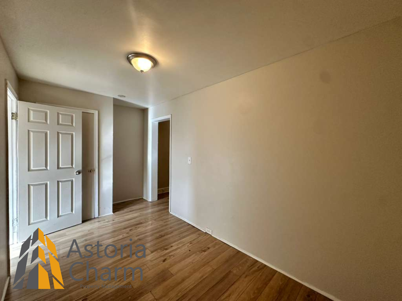 910 Edmondson Ave - Photo 3 of 30