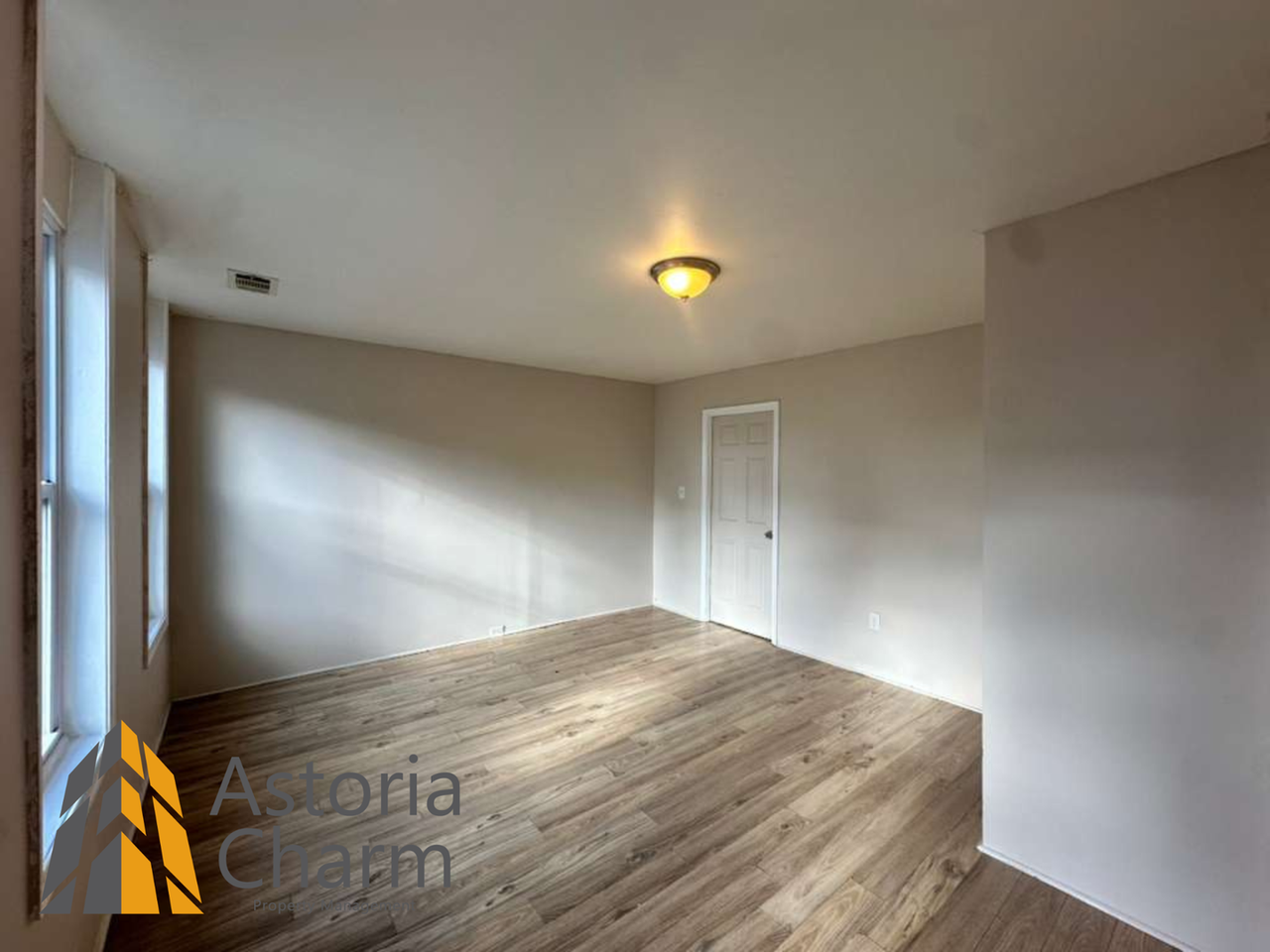 910 Edmondson Ave - Photo 6 of 30