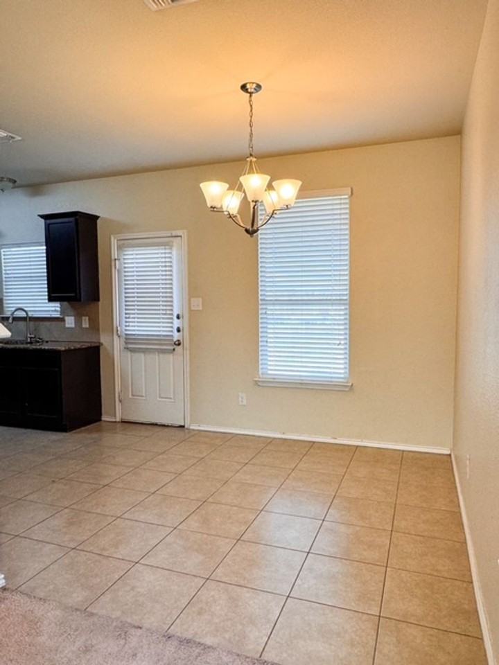 1237 Briscoe Court - Photo 3 of 11