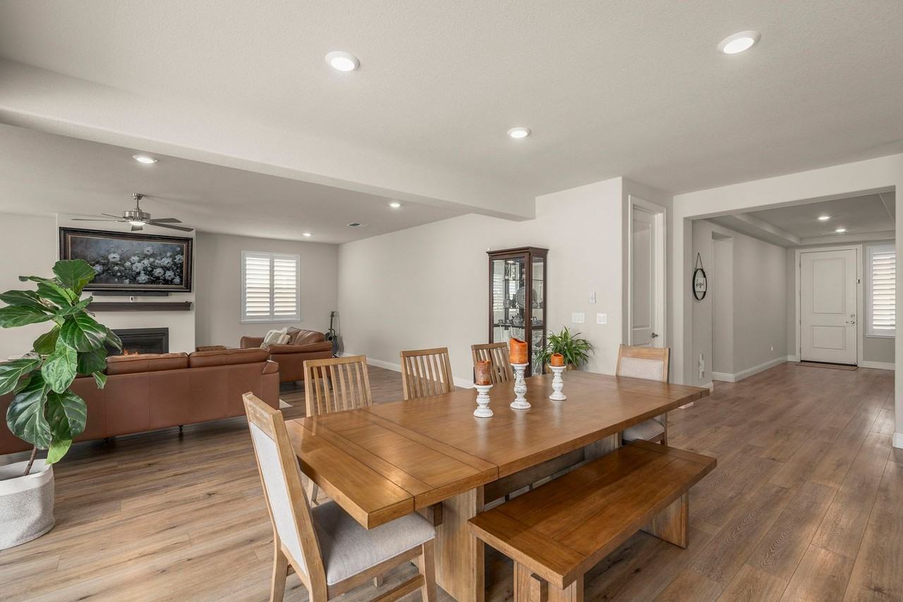 935 Three Forks Ct - Photo 6 of 29