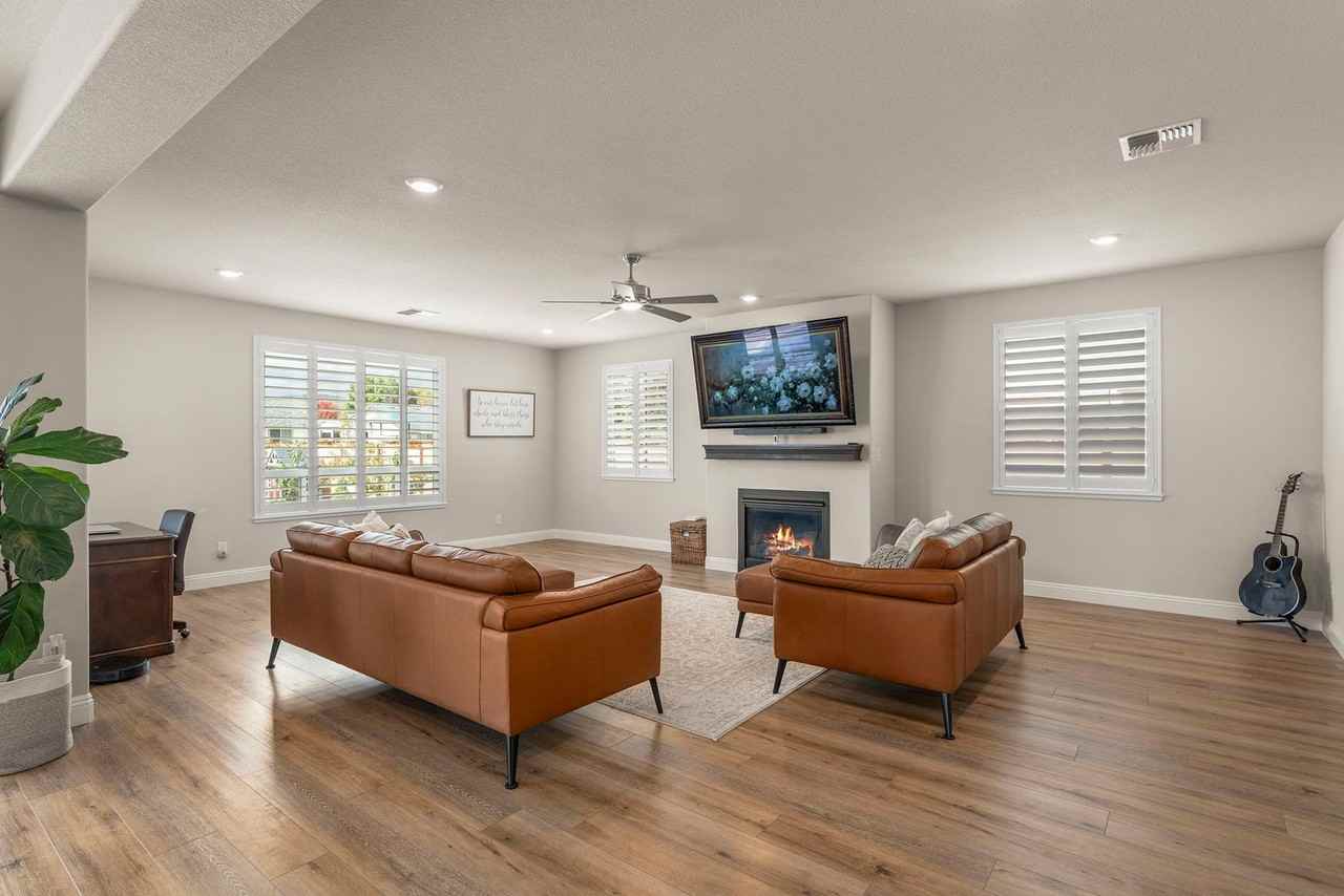 935 Three Forks Ct - Photo 7 of 29