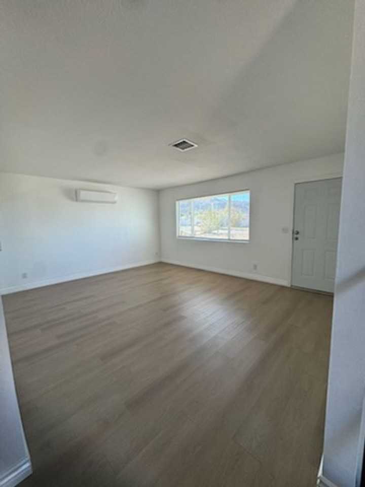 7005 North Star Avenue - Photo 3 of 10