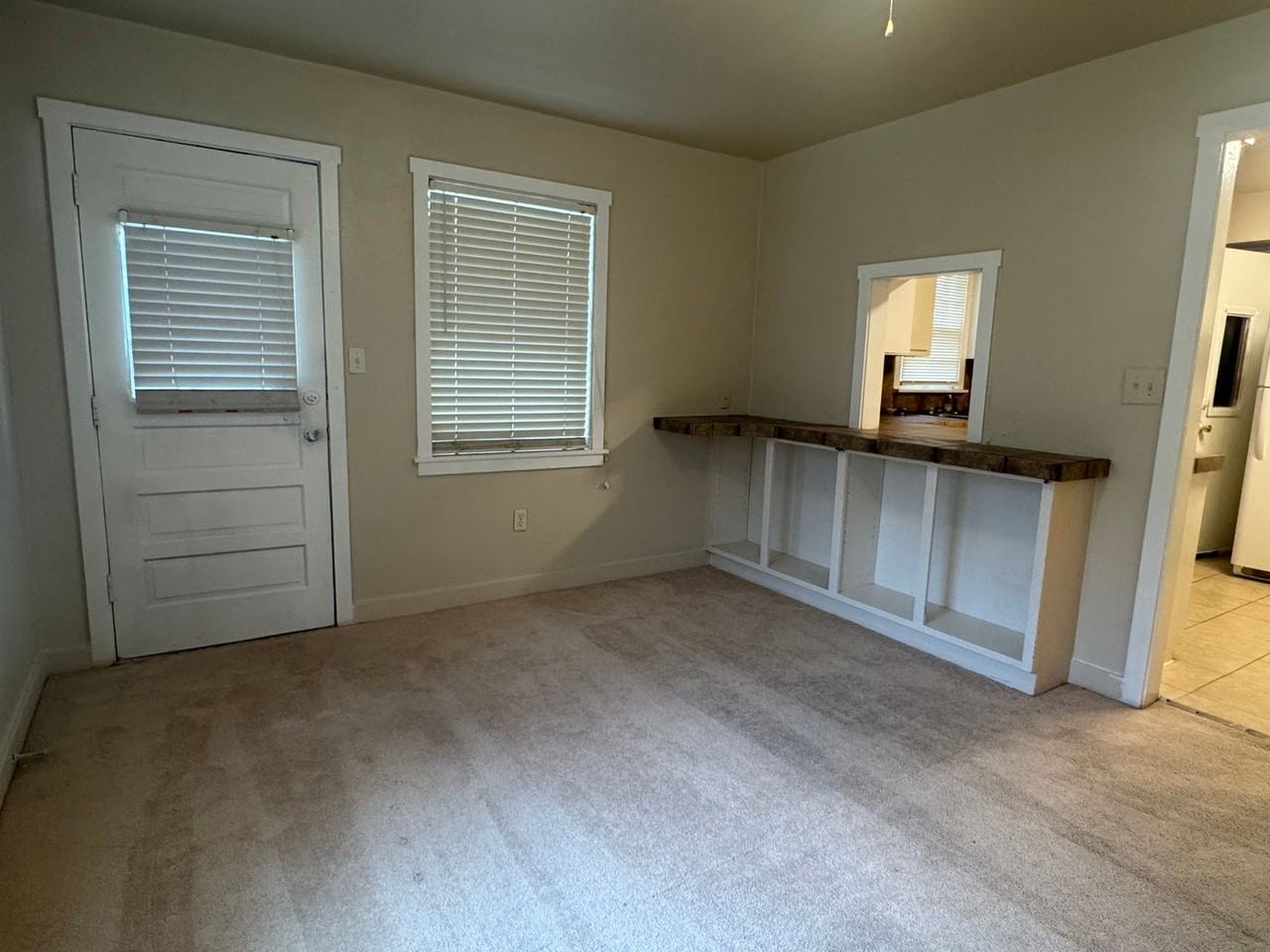 4312 Northwest Santa Fe Avenue - Photo 6 of 16