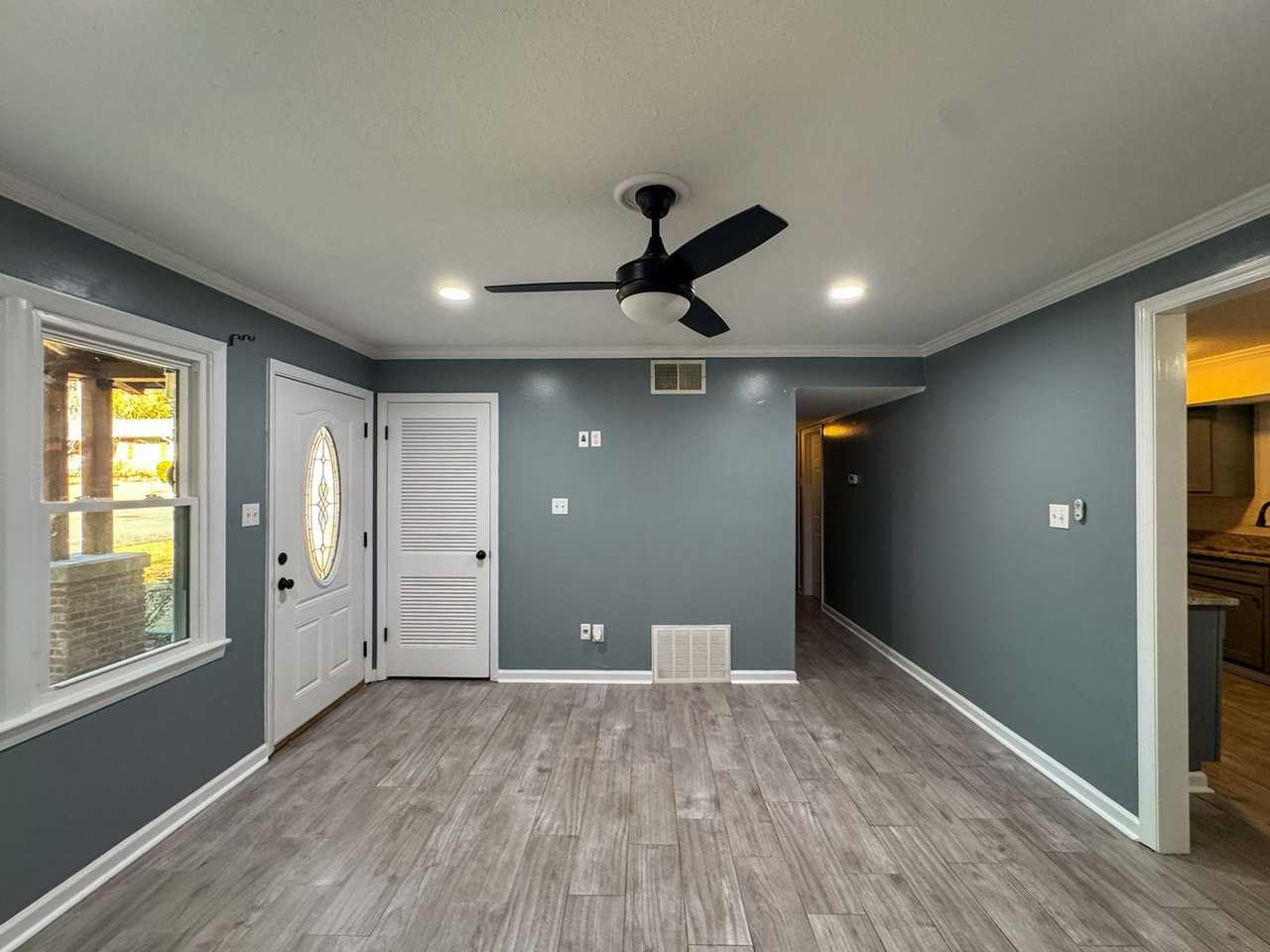 1463 Bridger Street - Photo 6 of 33