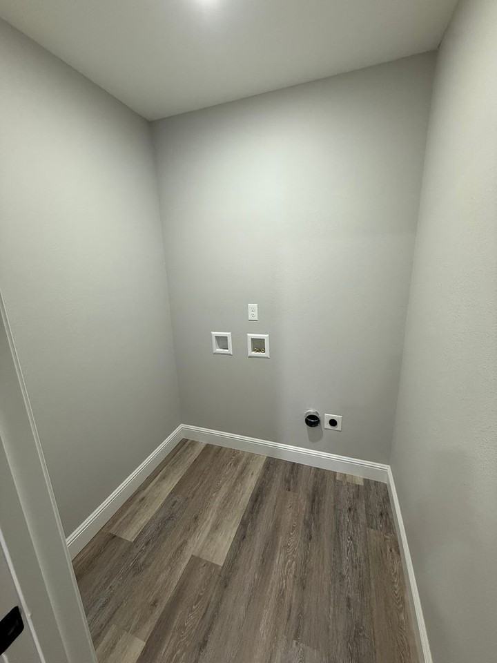 117 West Lewis Street - Photo 6 of 19