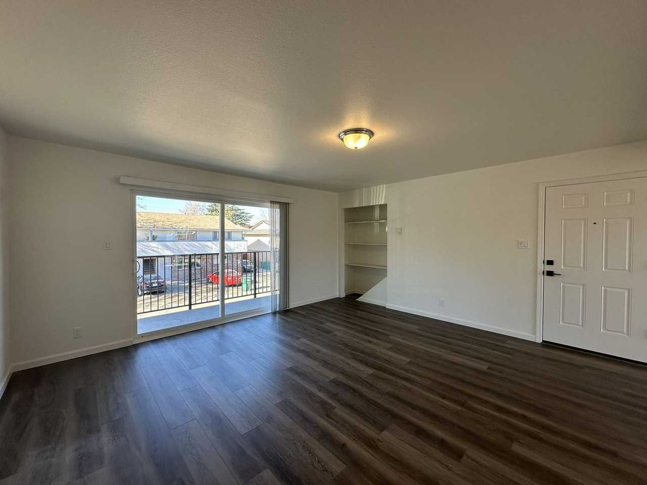 2380 Orange Ln - Photo 3 of 15