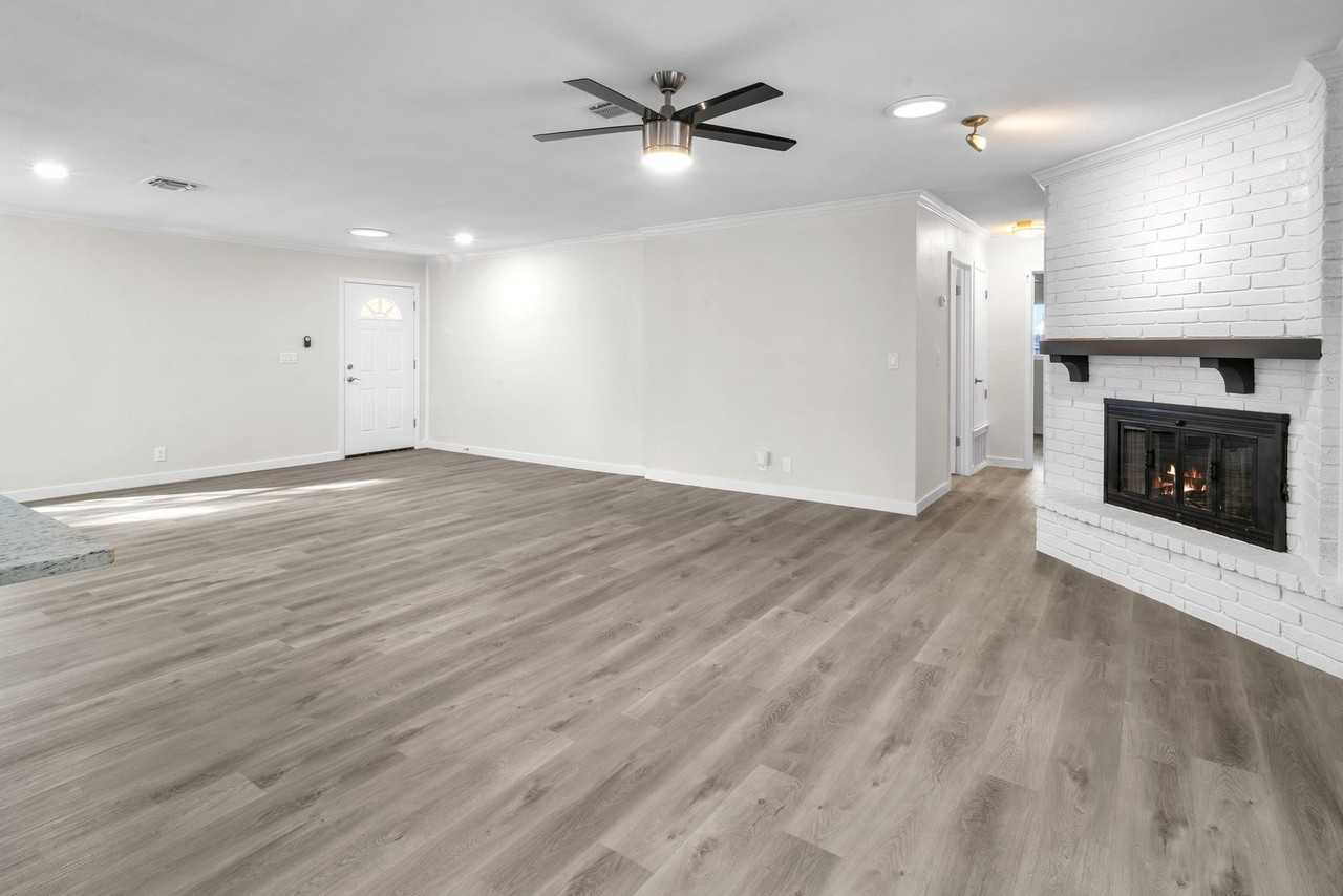 6850 Agua Calientes - Photo 7 of 50