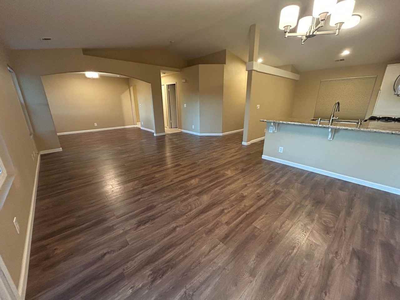 2360 Valley View Road - Photo 4 of 10