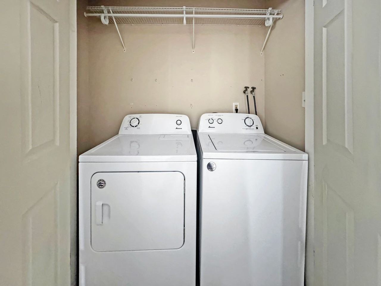 830 Avenue G - Photo 7 of 14