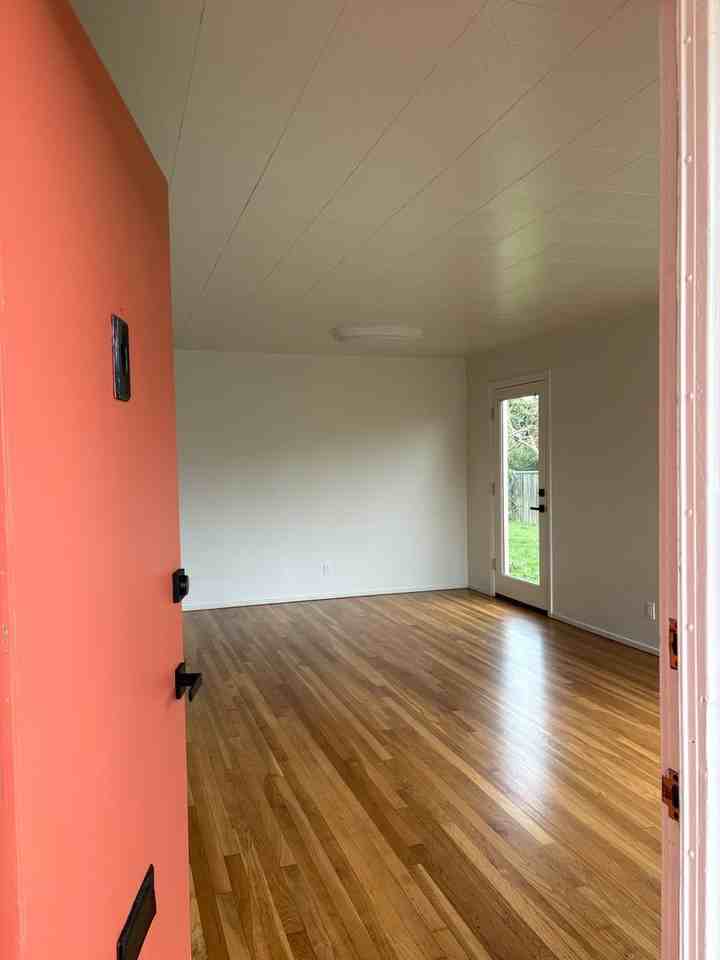 3325 Cottage Street - Photo 2 of 11